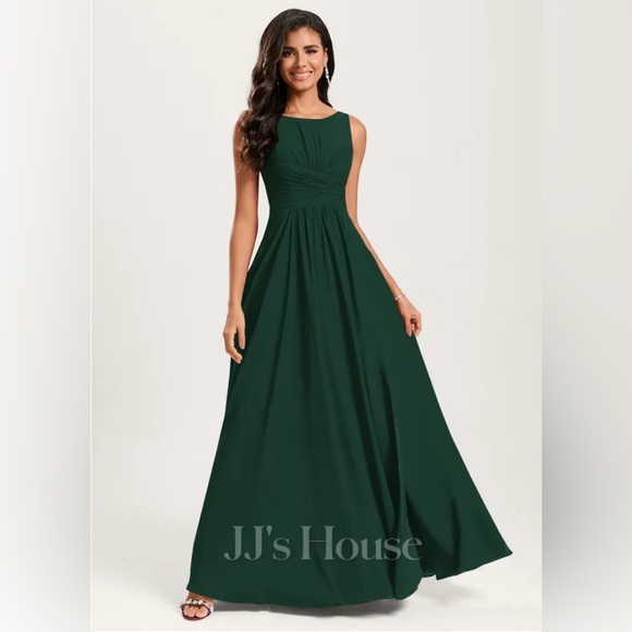 JJs House Dresses & Skirts - JJ’s House A-Line Boatneck Floor-Length Chiffon Bridesmaids Dress with Ruffle